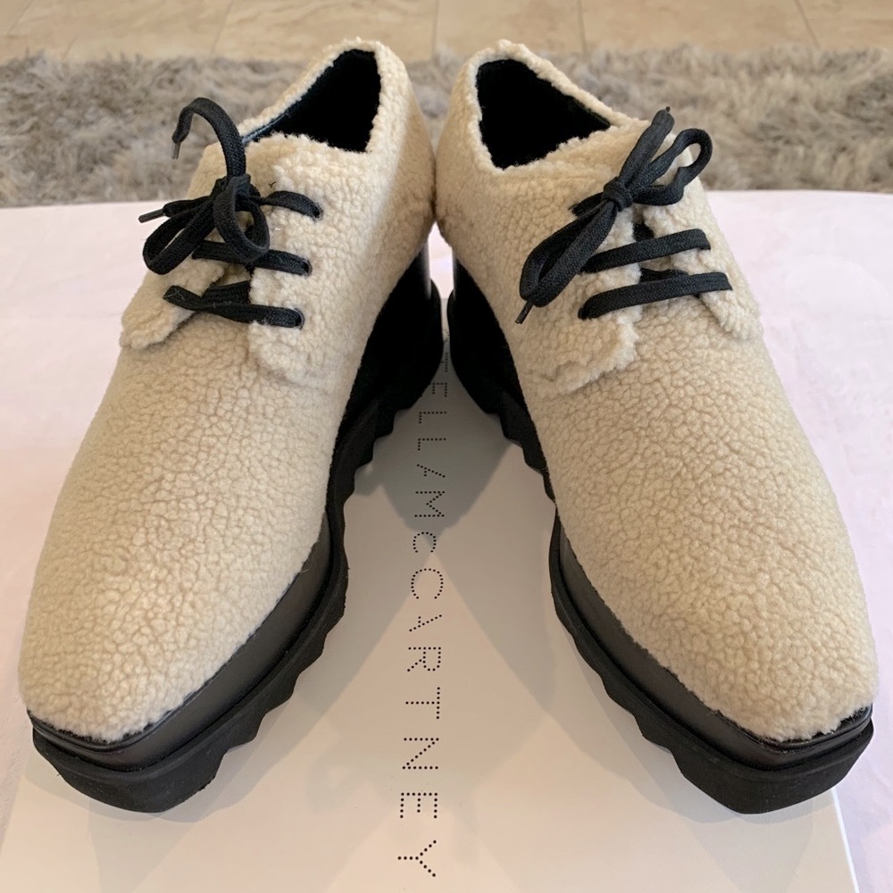 Authentic Stella McCartney Elyse Laceup Sneakers